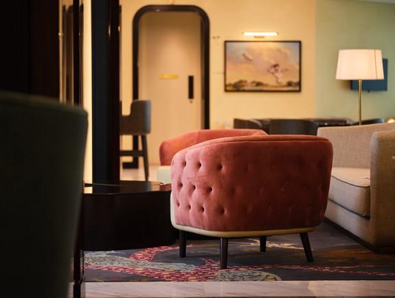 The Pearl Lounge on Arrivals